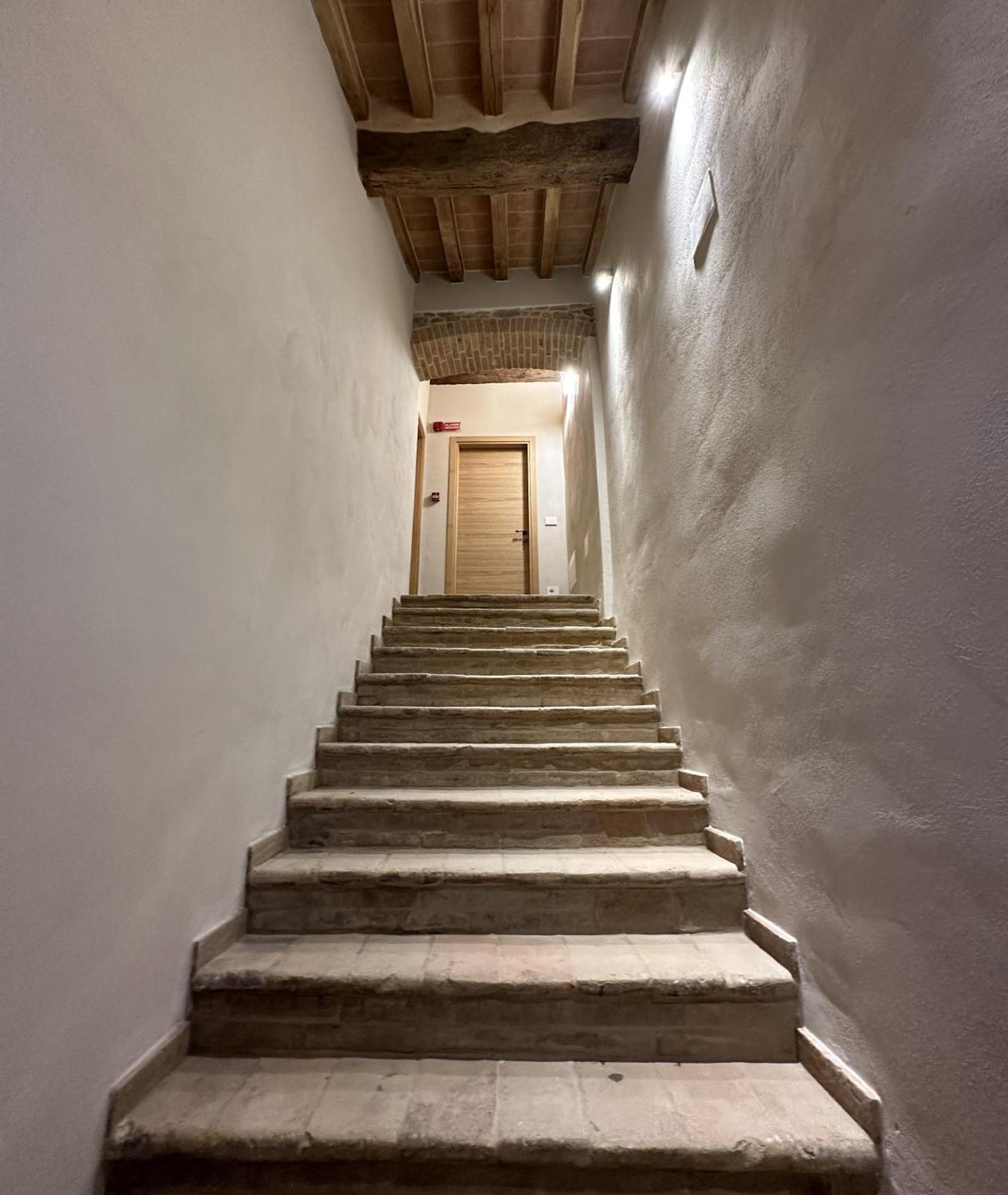 La Valle Del Re - Agriturismo Medesano Luaran gambar